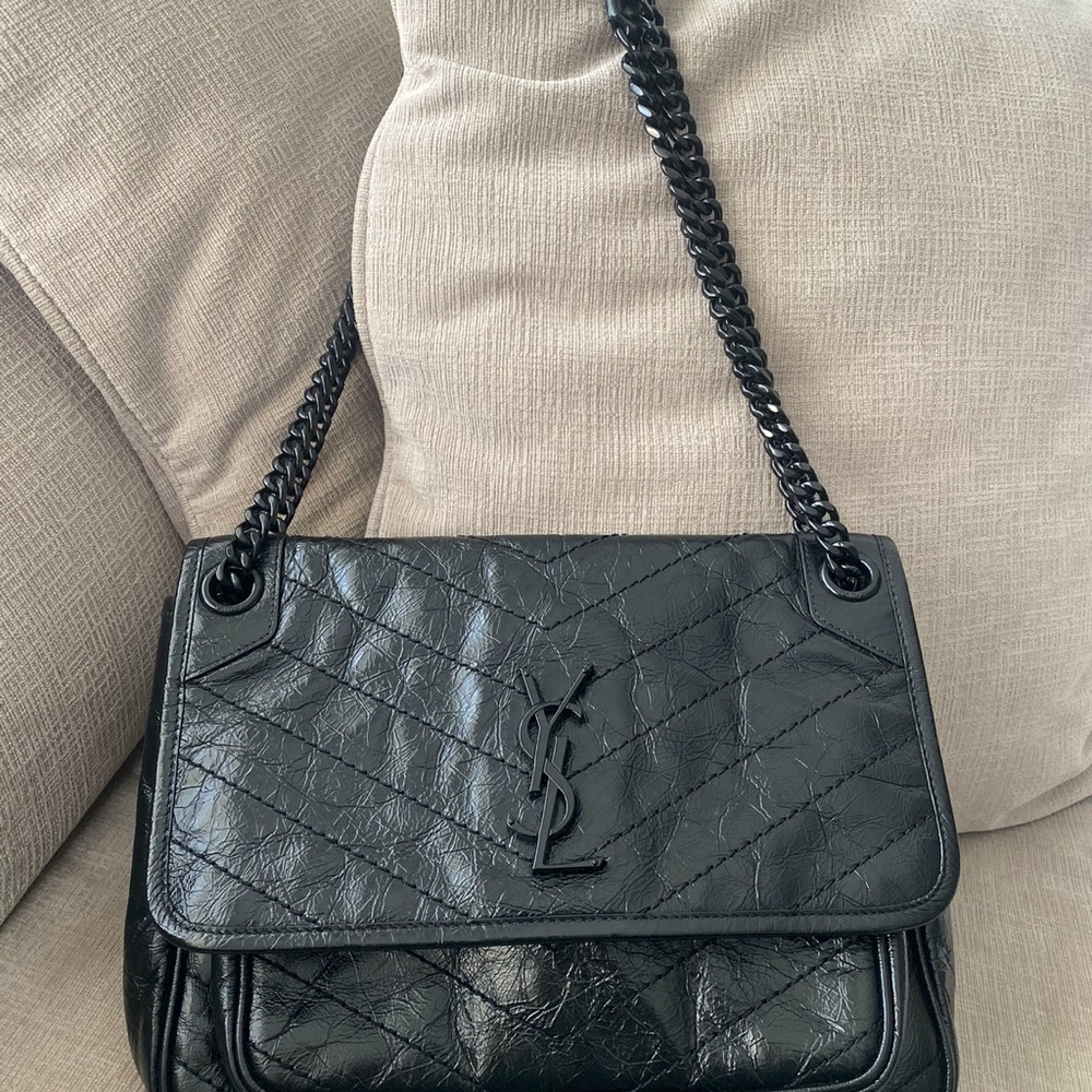 Yves Saint Laurent Black Quilted Leather Niki medium Shoulder Bag